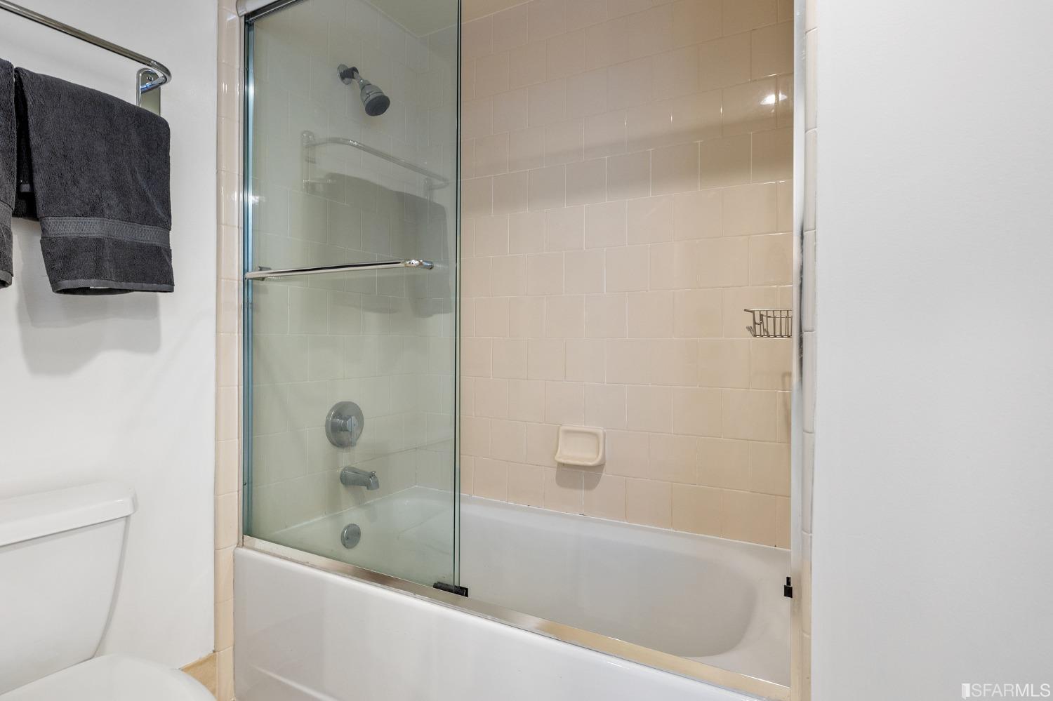 1800 Washington Street Unit: 513