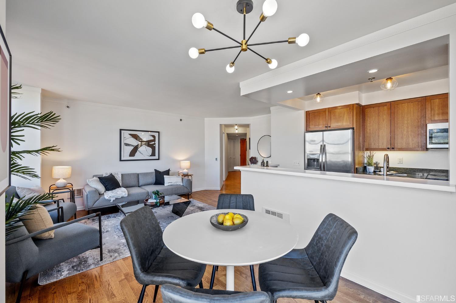 1800 Washington Street Unit: 513