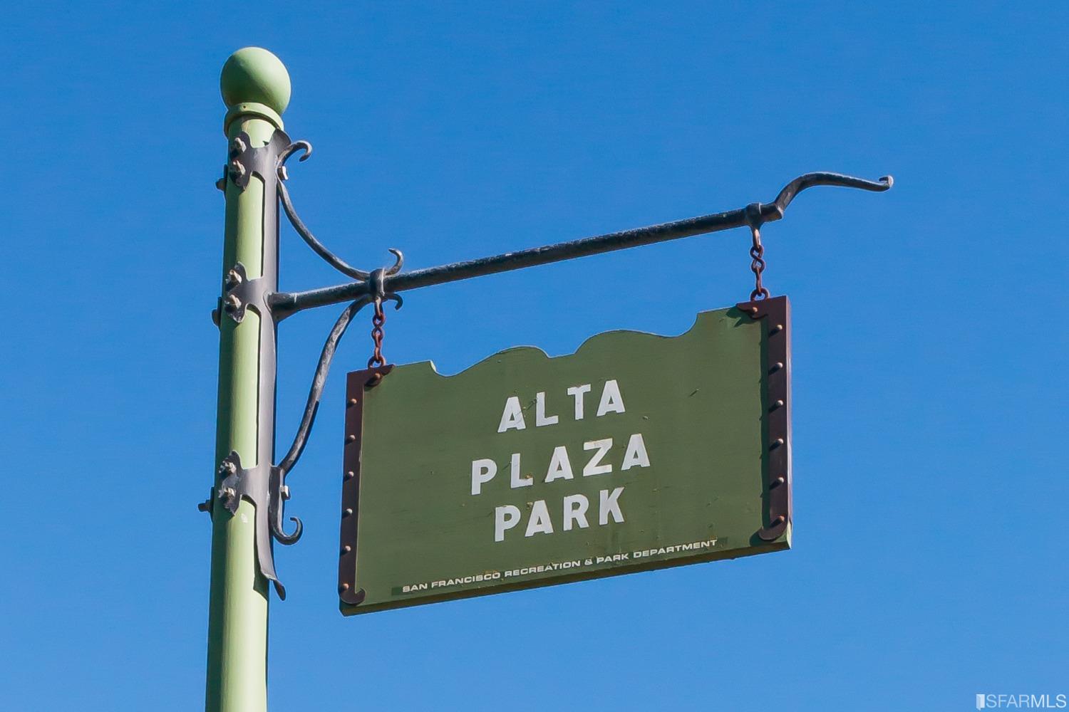 1800 Washington Street Unit: 513