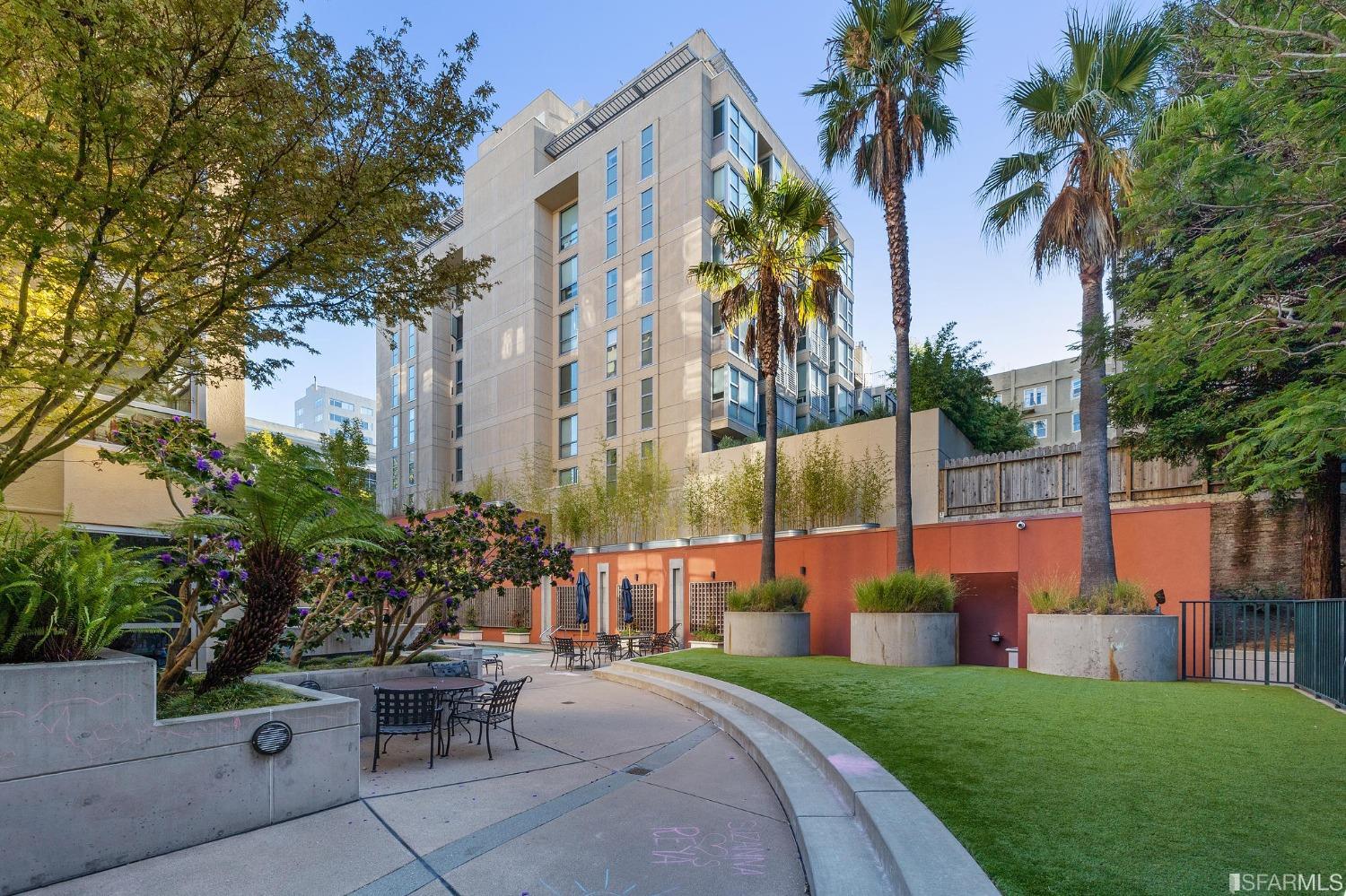 1800 Washington Street Unit: 513