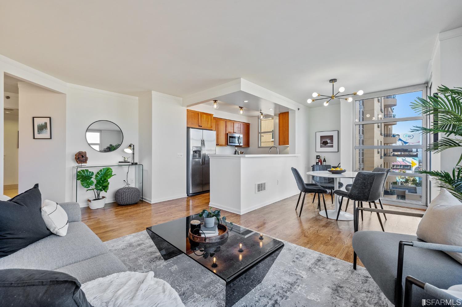 1800 Washington Street Unit: 513