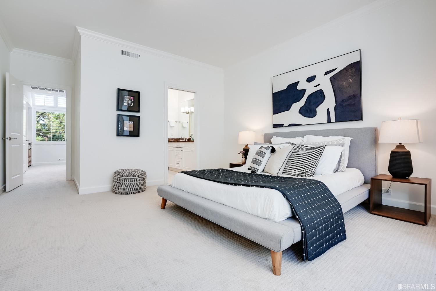 550 Davis Street Unit: 1