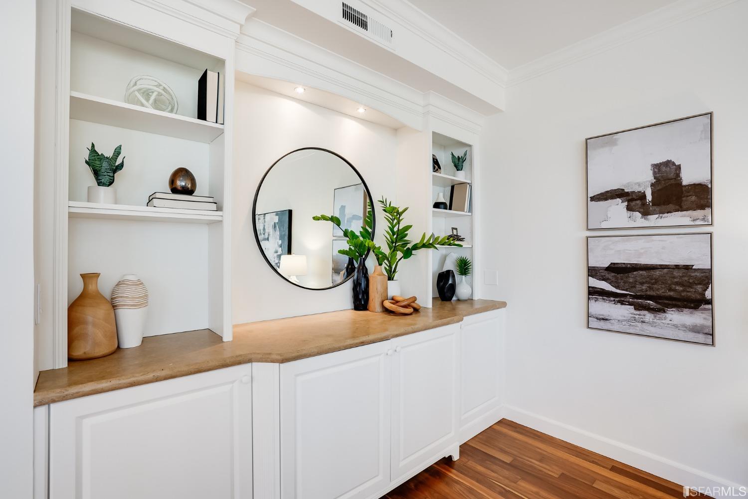 550 Davis Street Unit: 1