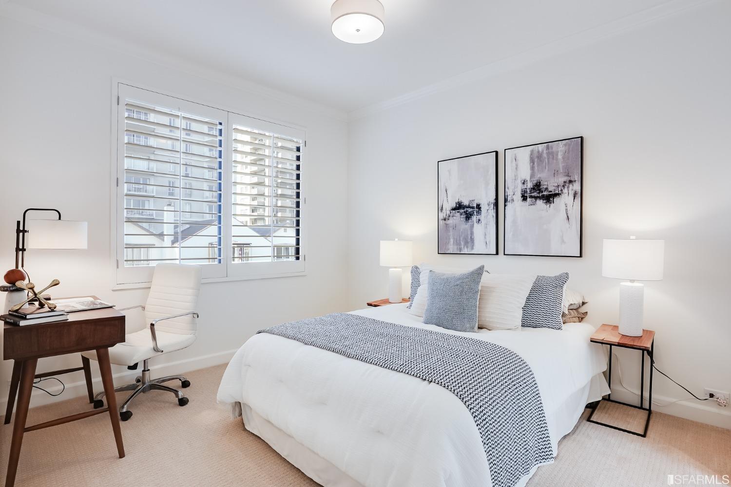 550 Davis Street Unit: 1