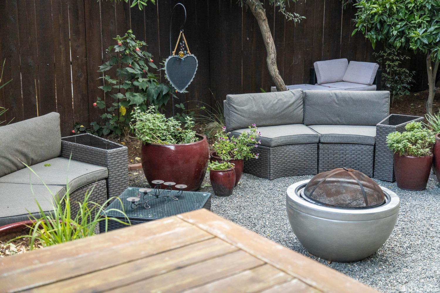 633 Capp Street Unit: A