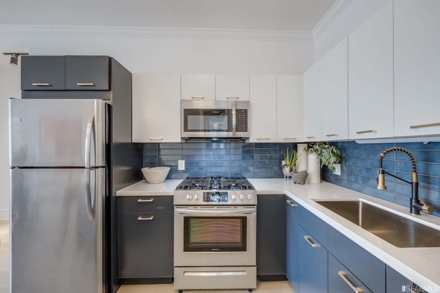 633 Capp Street Unit: A