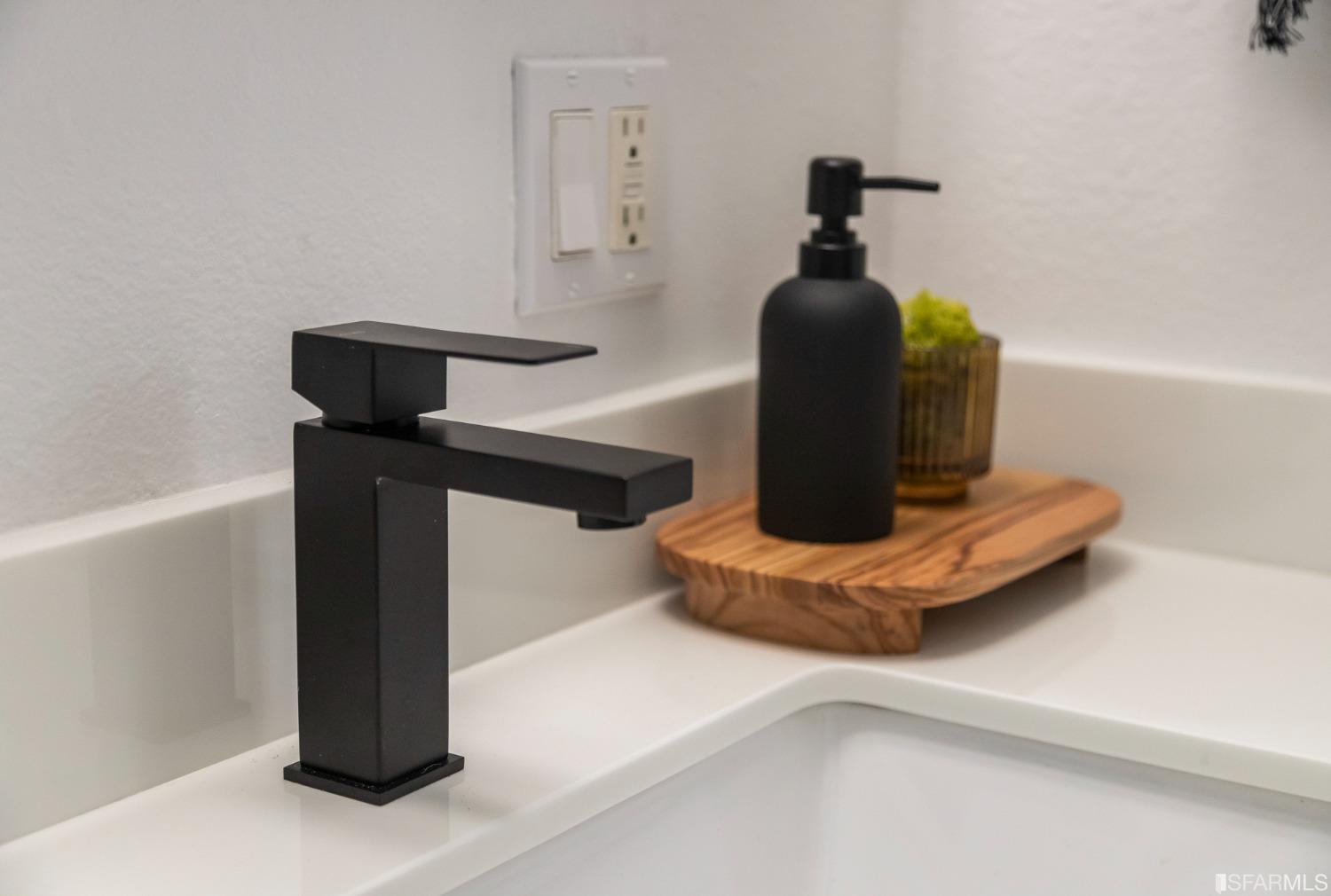 633 Capp Street Unit: A