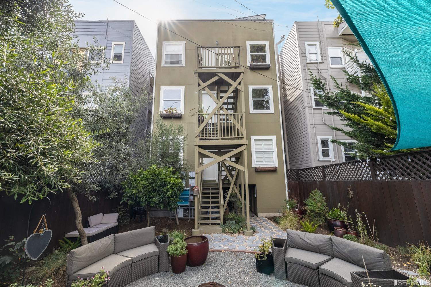 633 Capp Street Unit: A