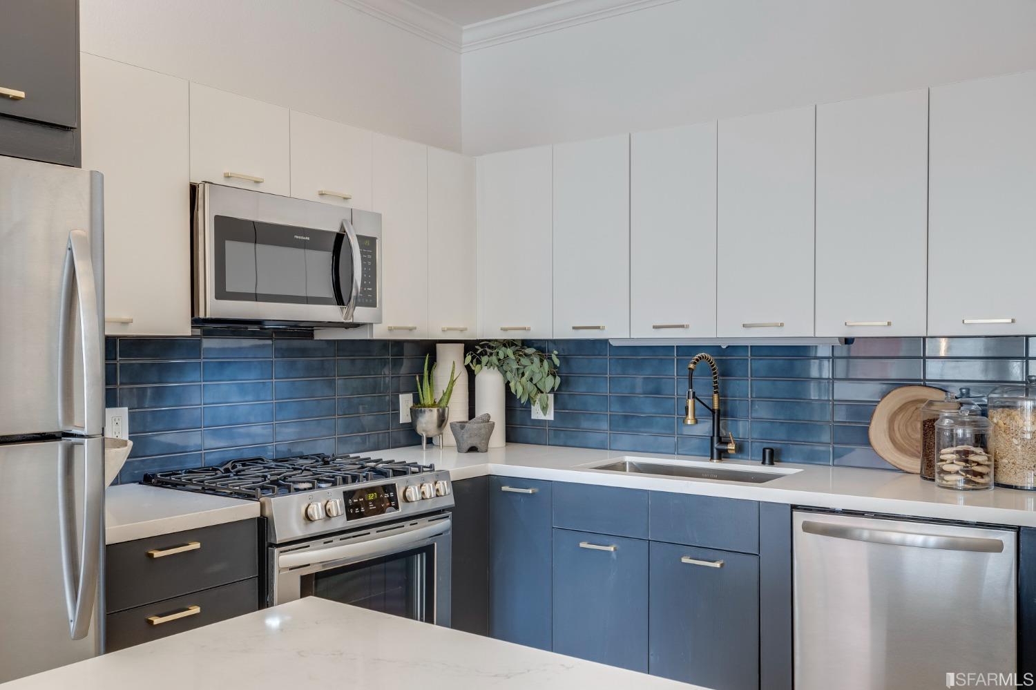 633 Capp Street Unit: A