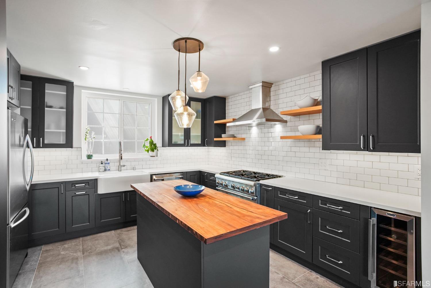 537 Grand View Avenue