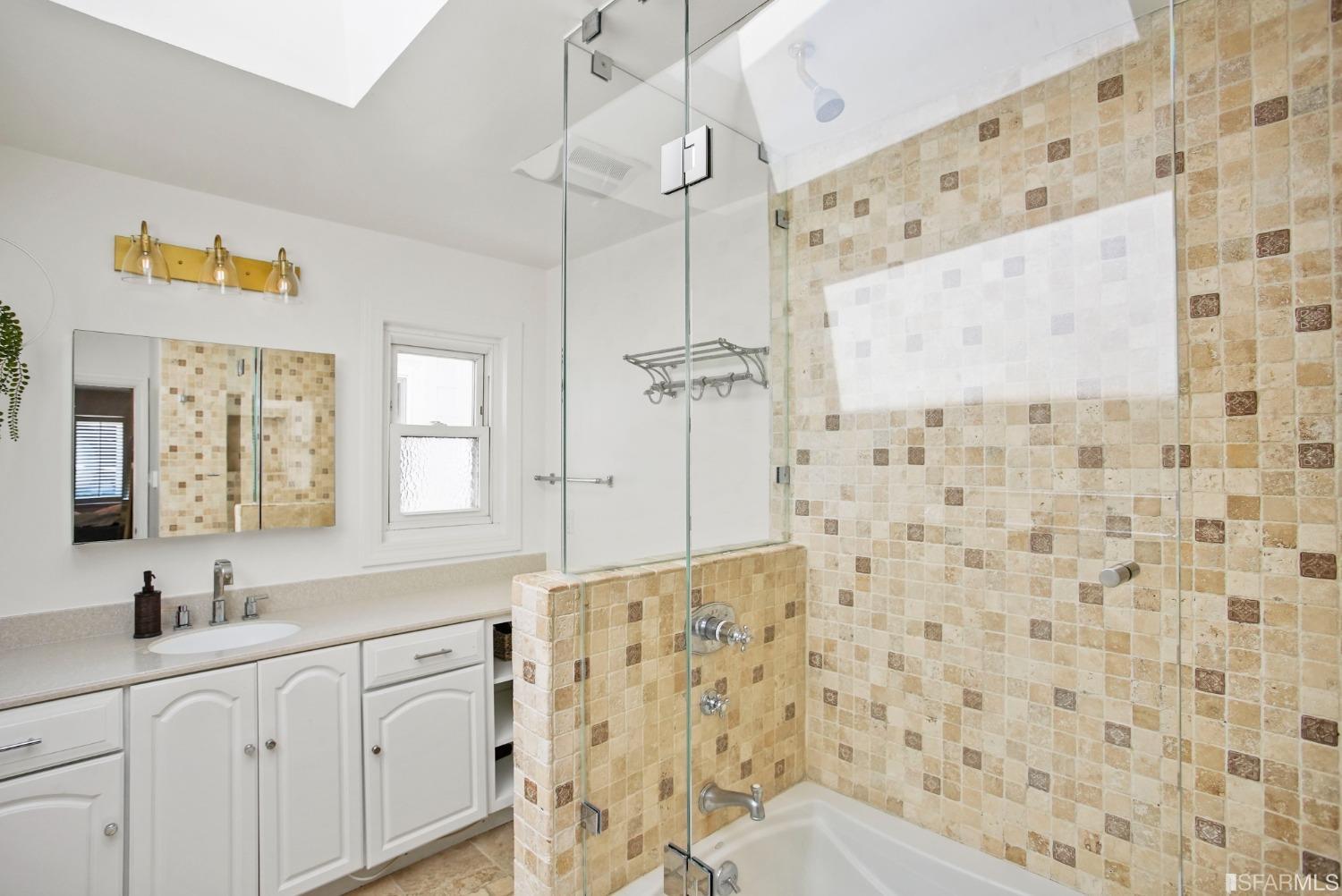 537 Grand View Avenue