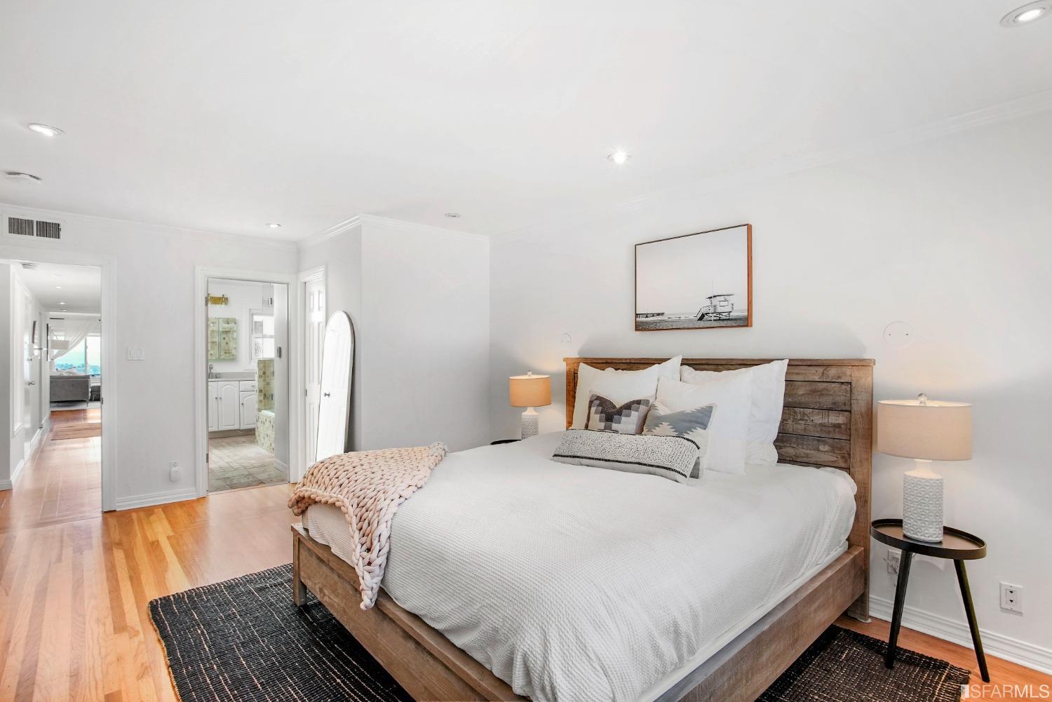 537 Grand View Avenue