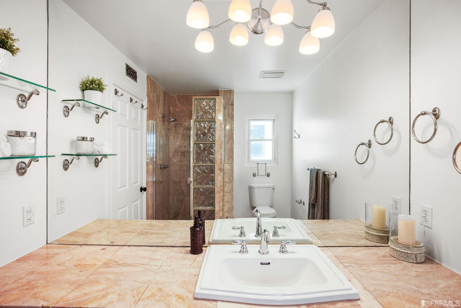 537 Grand View Avenue