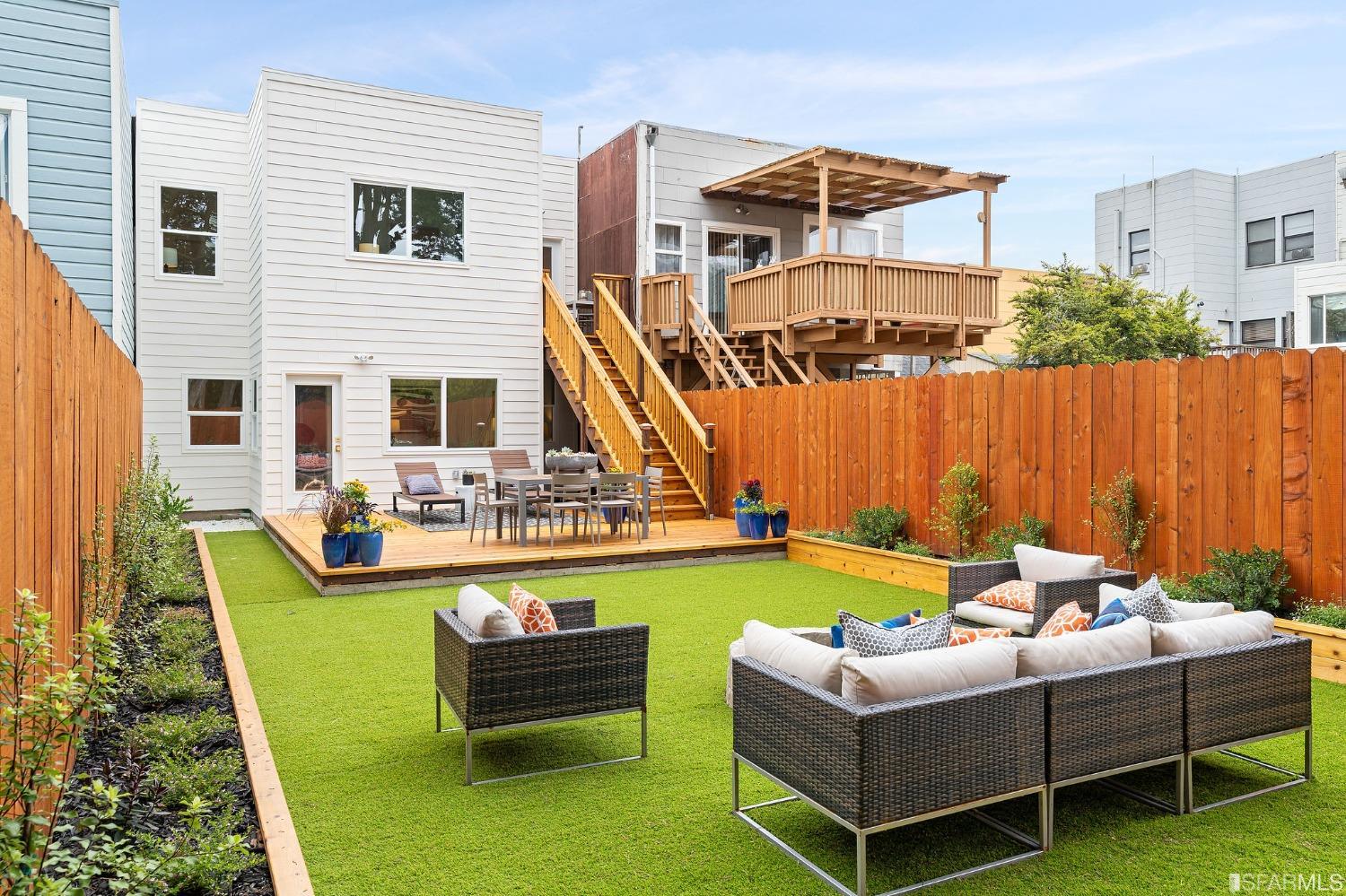 4229 Cabrillo Street