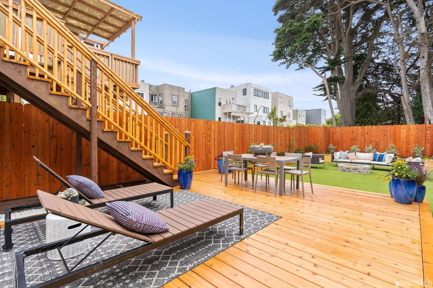 4229 Cabrillo Street