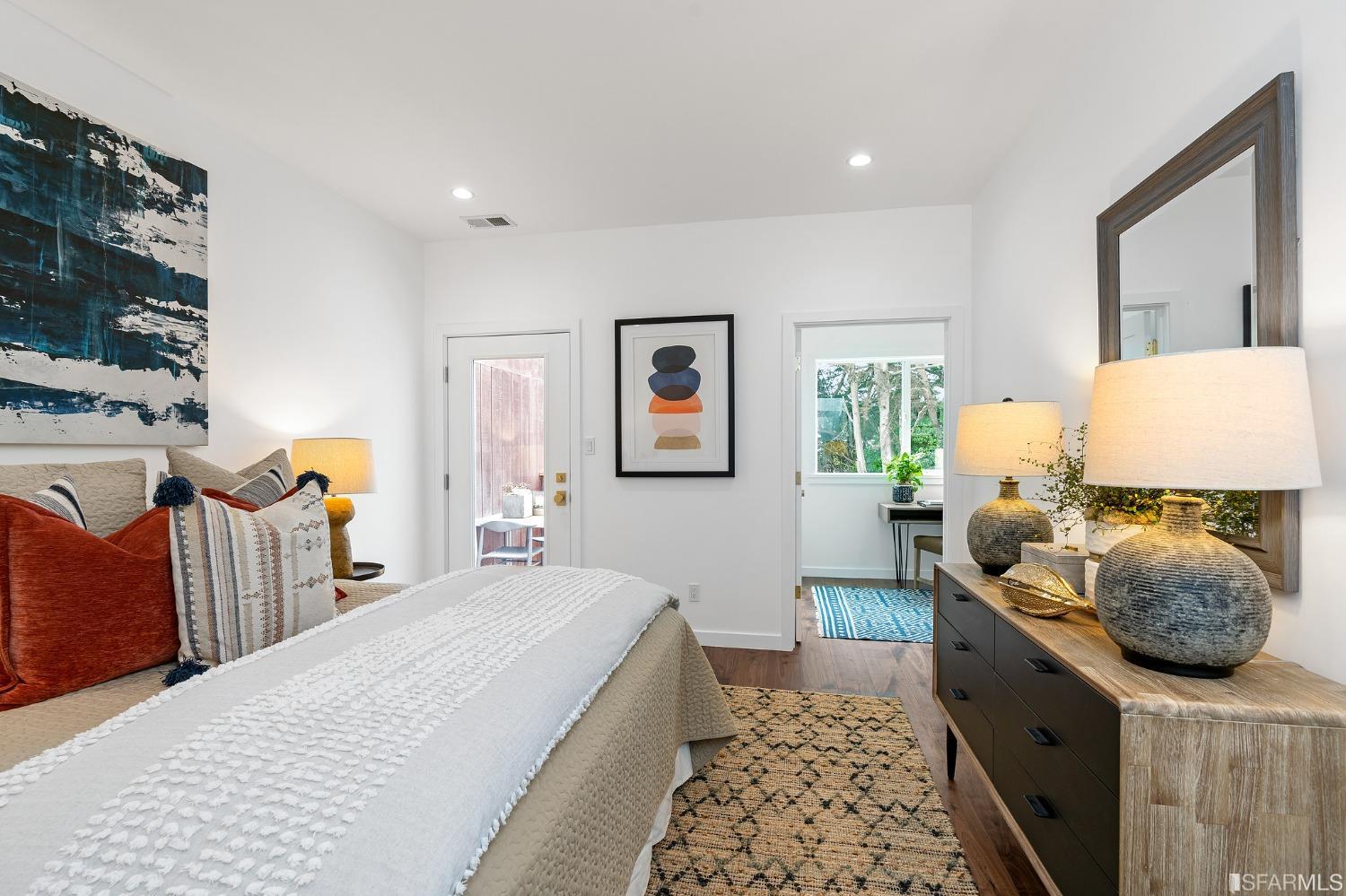 4229 Cabrillo Street