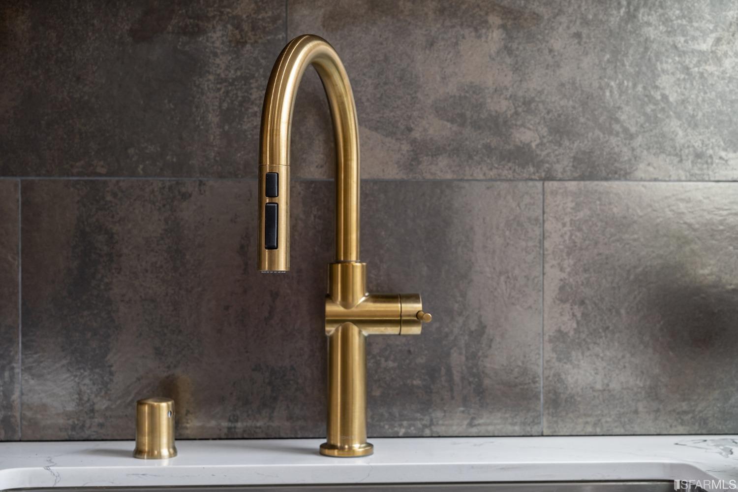 4229 Cabrillo Street