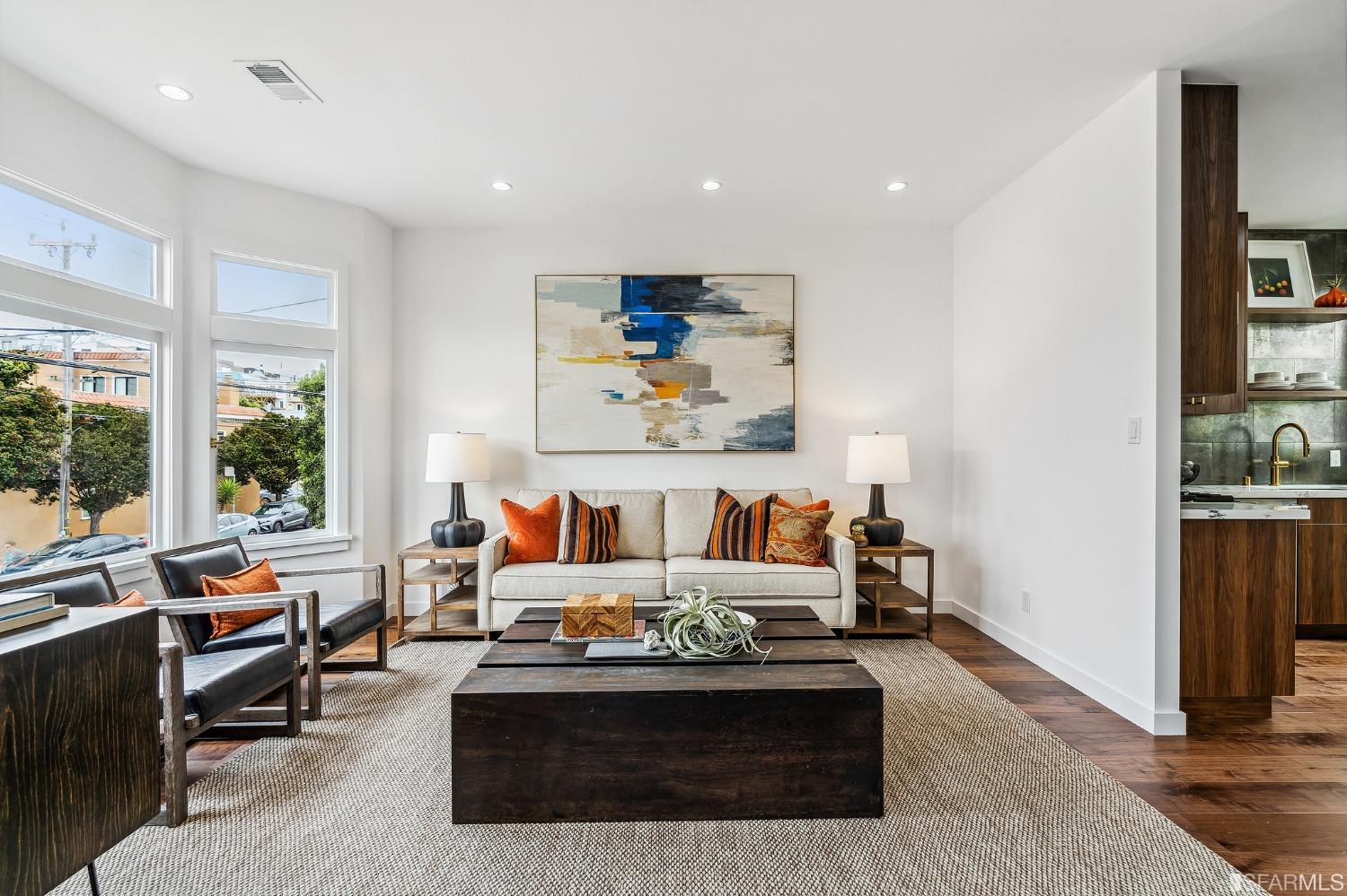 4229 Cabrillo Street