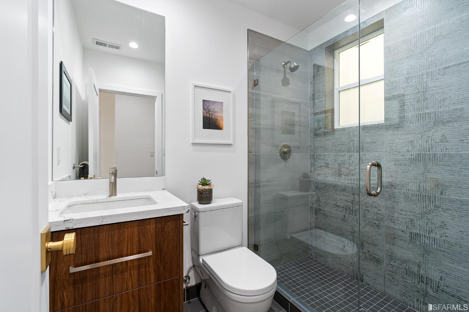 4229 Cabrillo Street