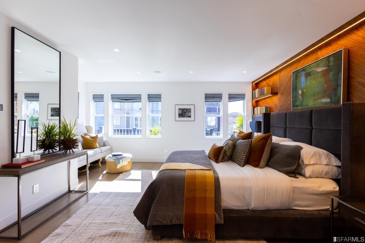 360 Arlington Street