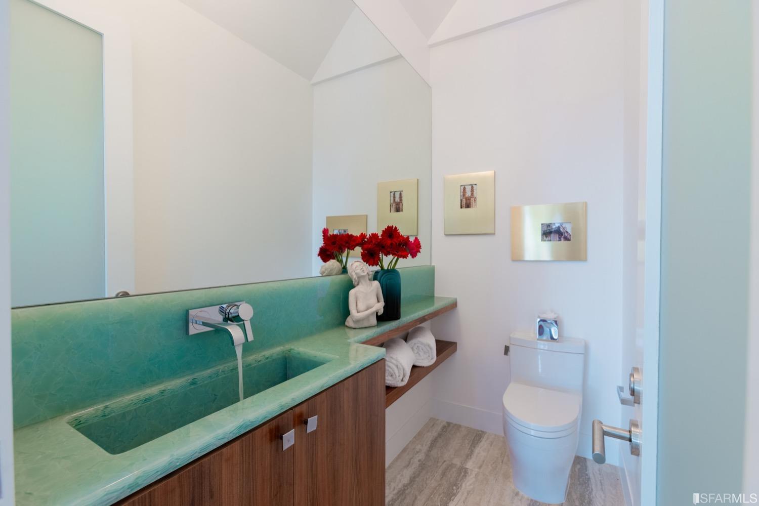 360 Arlington Street