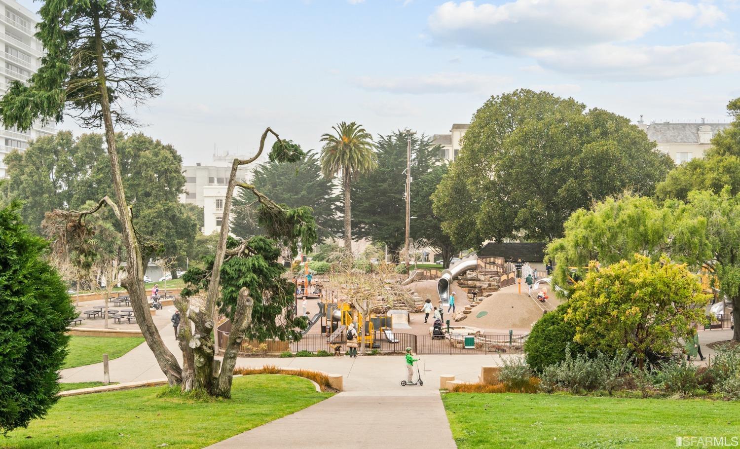 1200 Gough Street Unit: 9D