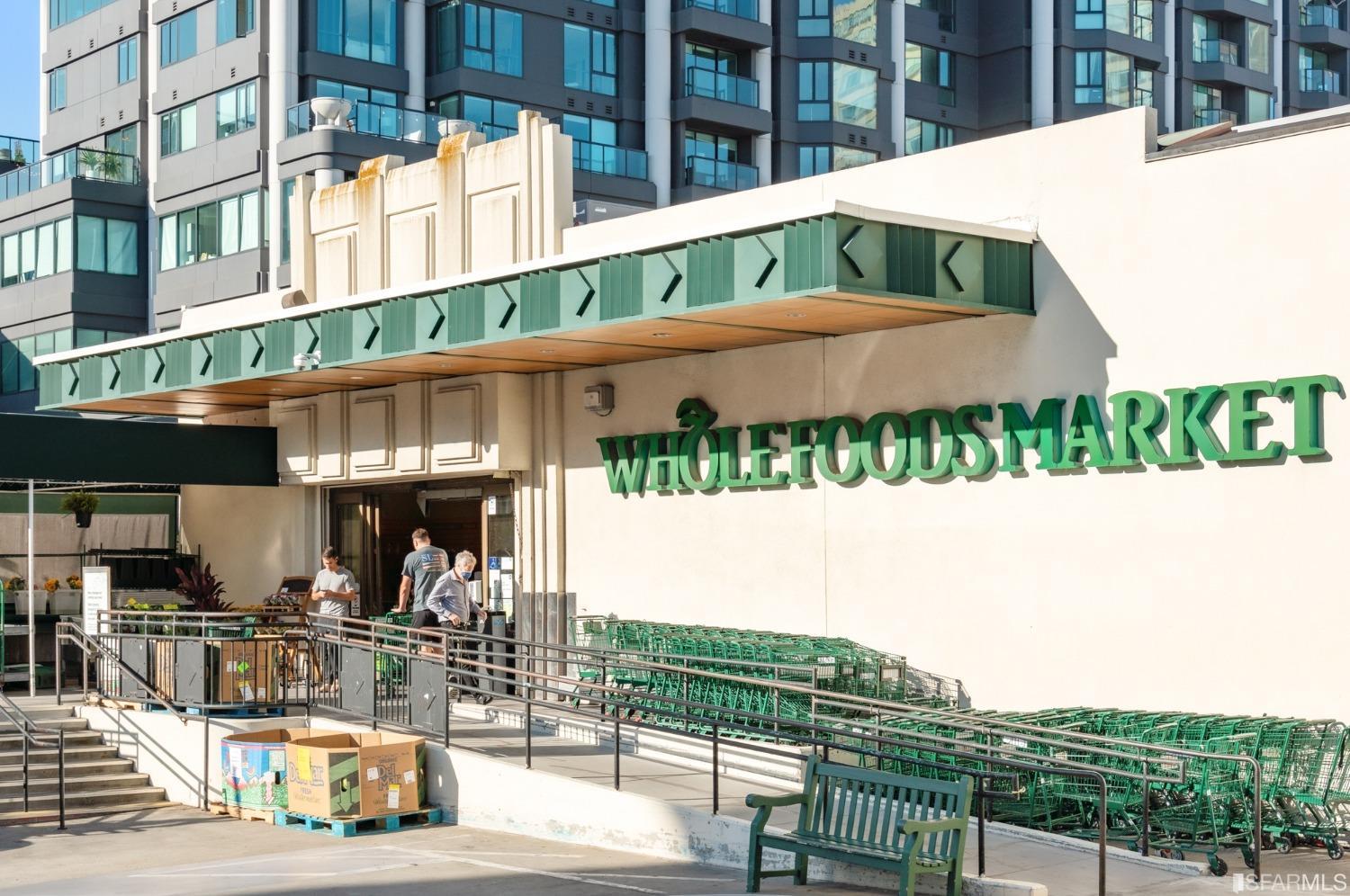 1200 Gough Street Unit: 9D