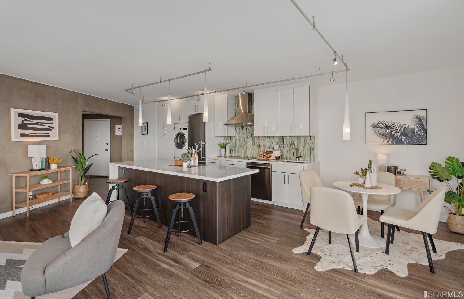 1200 Gough Street Unit: 9D