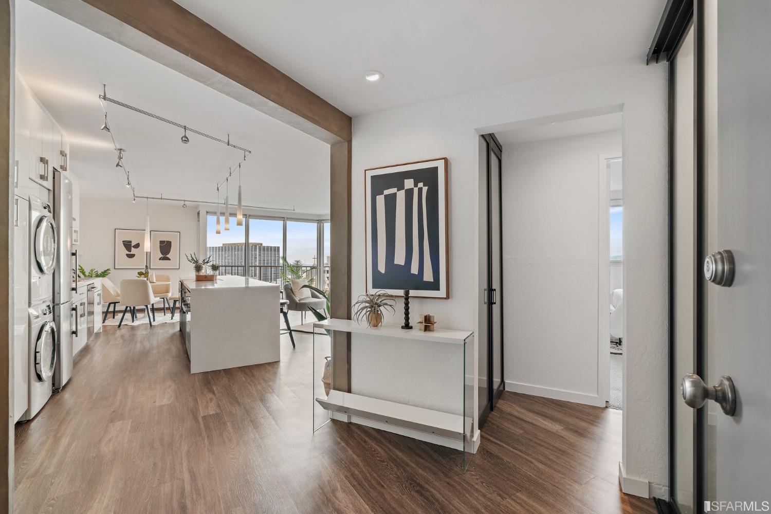 1200 Gough Street Unit: 9D