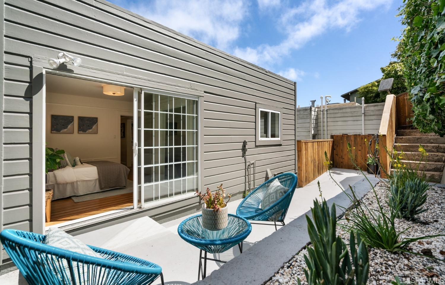 1015 Bosworth Street