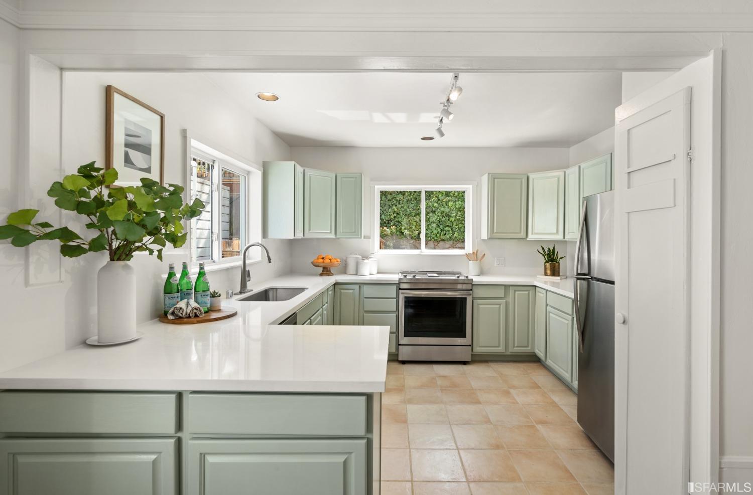 1015 Bosworth Street