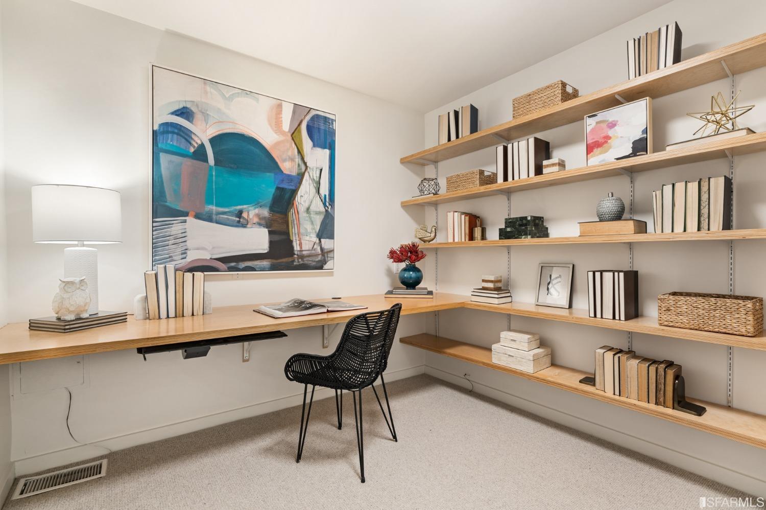 1015 Bosworth Street