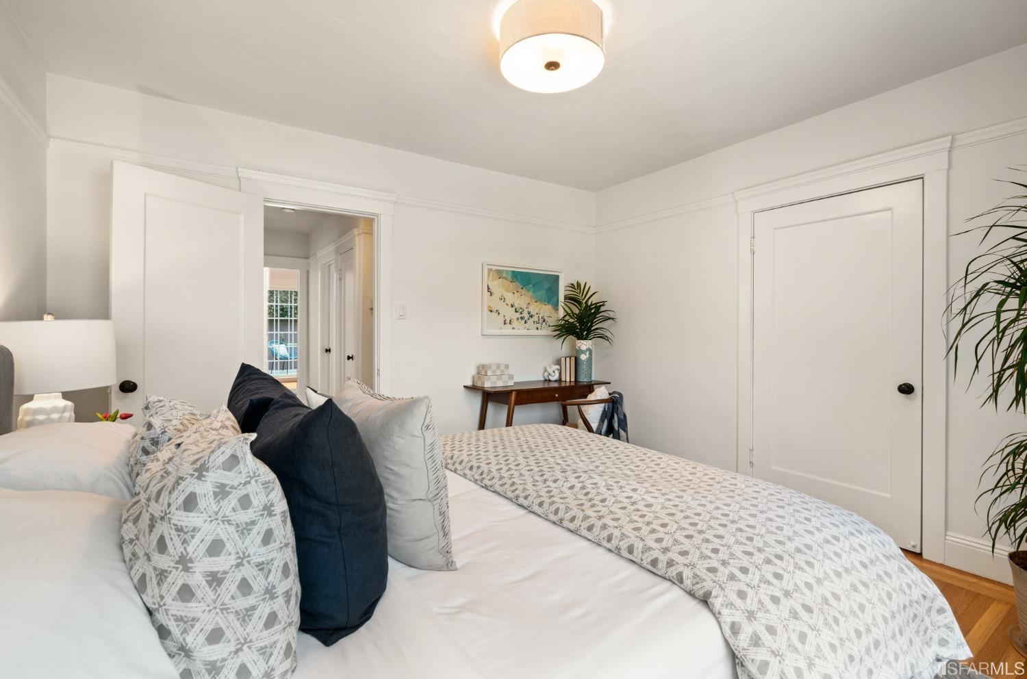 1015 Bosworth Street