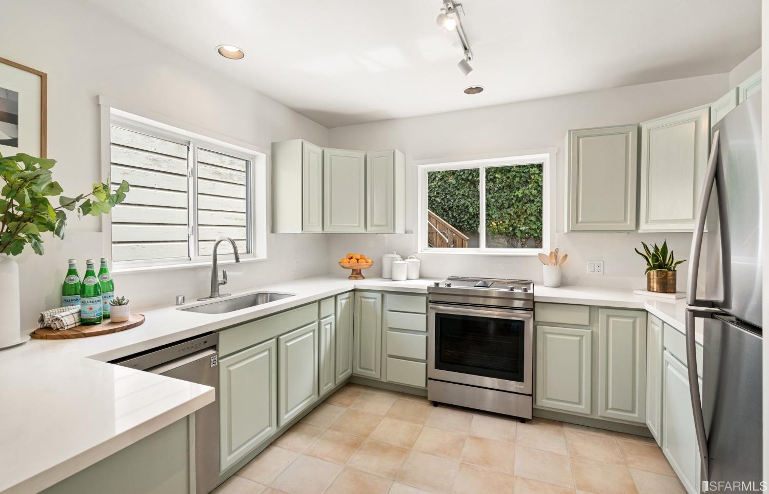 1015 Bosworth Street