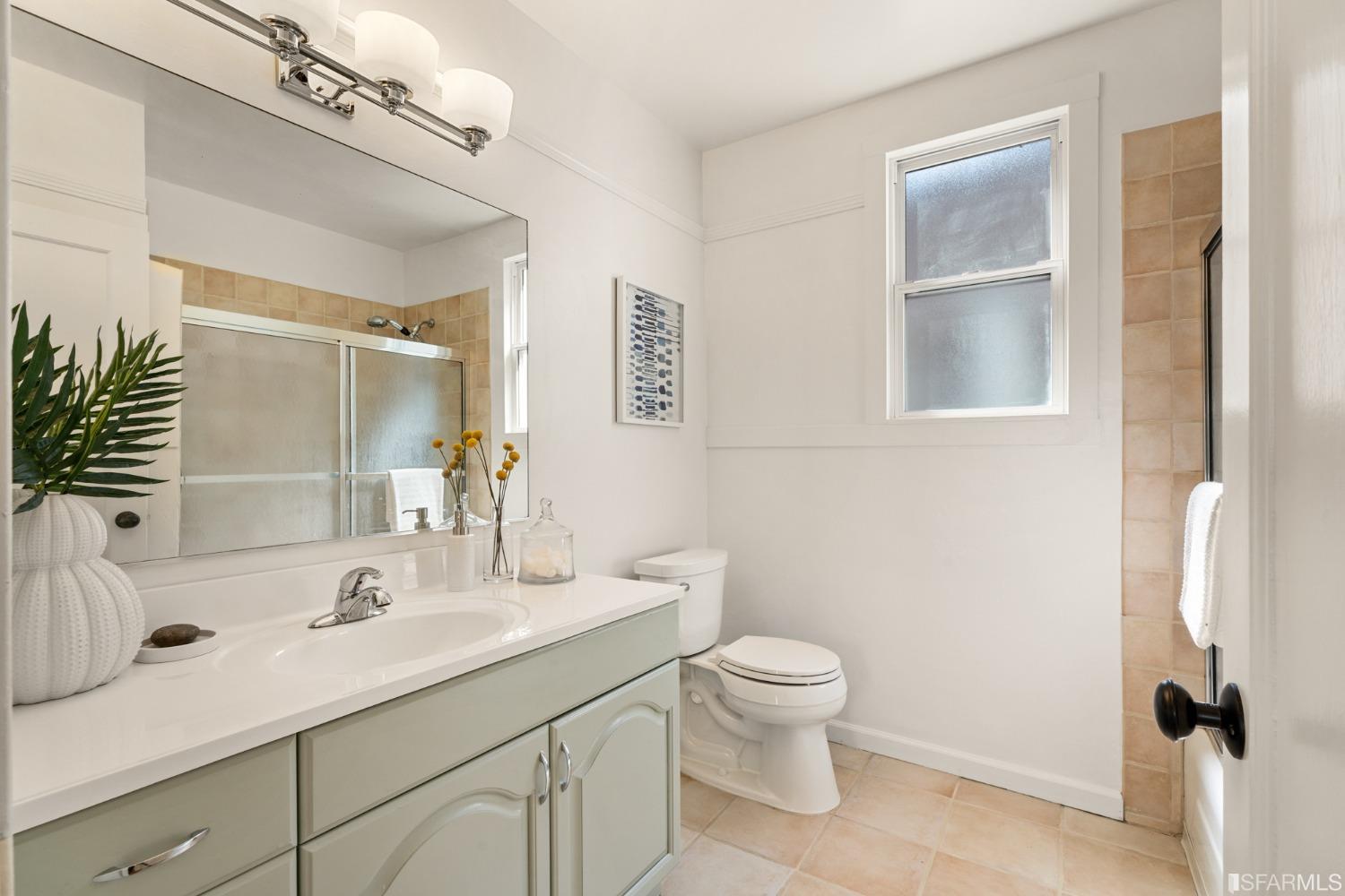 1015 Bosworth Street