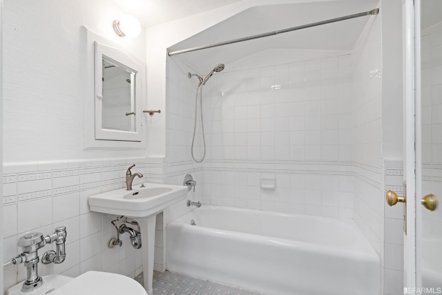 631 Ofarrell Street Unit: 416