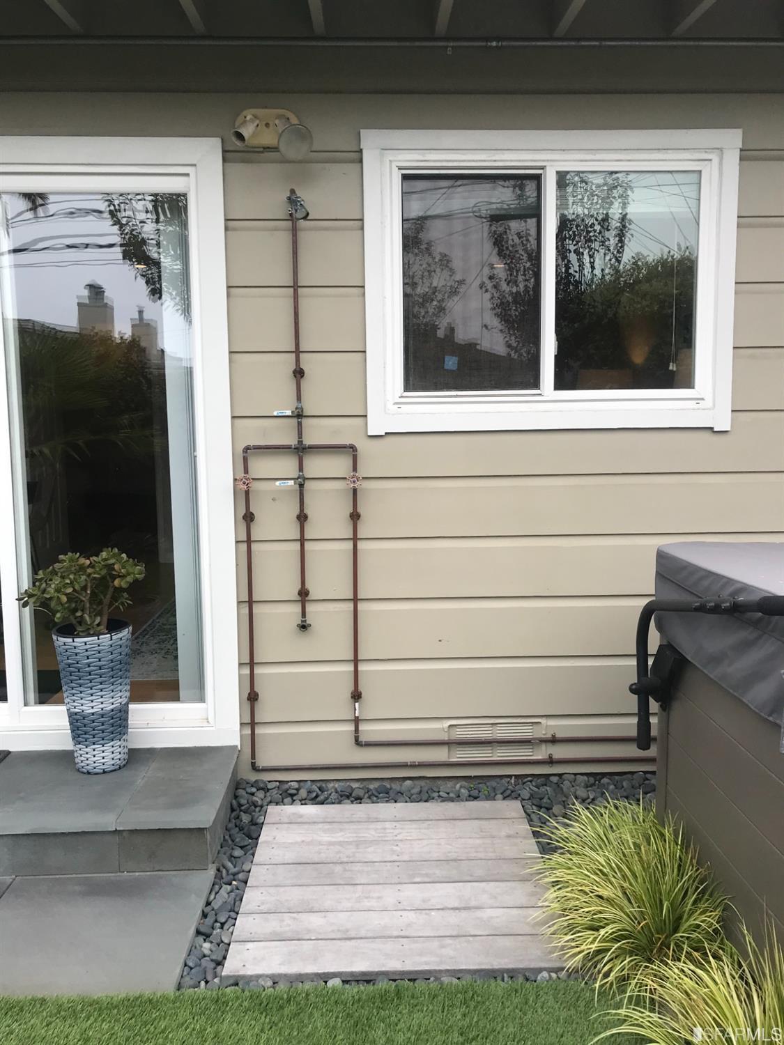 177 Meadowbrook Drive