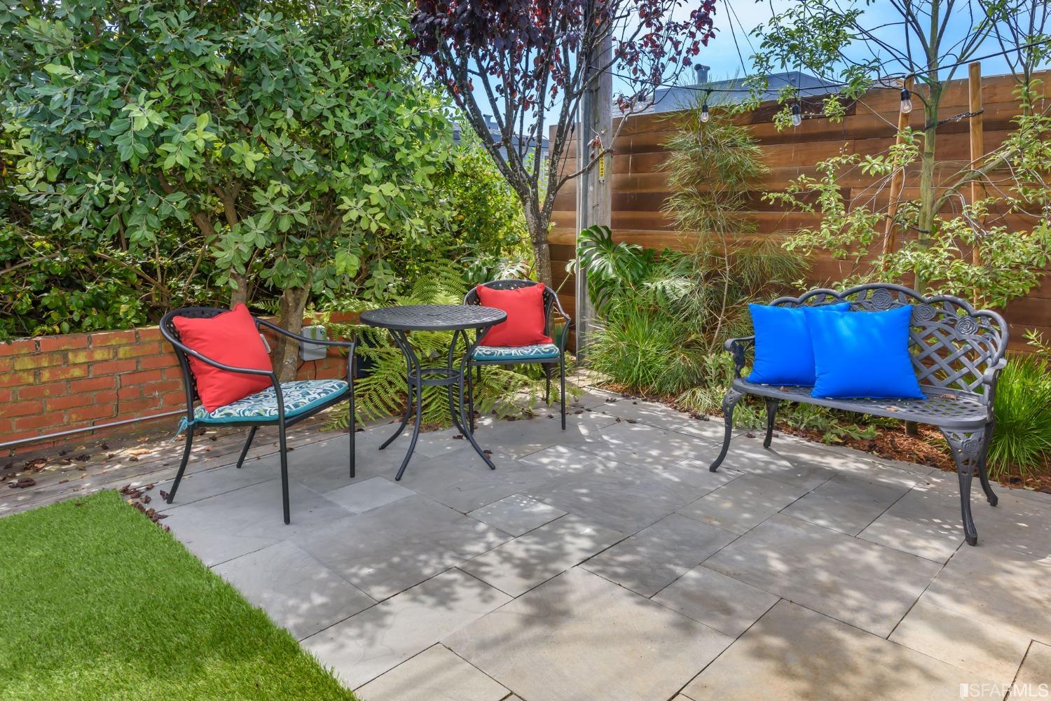 177 Meadowbrook Drive