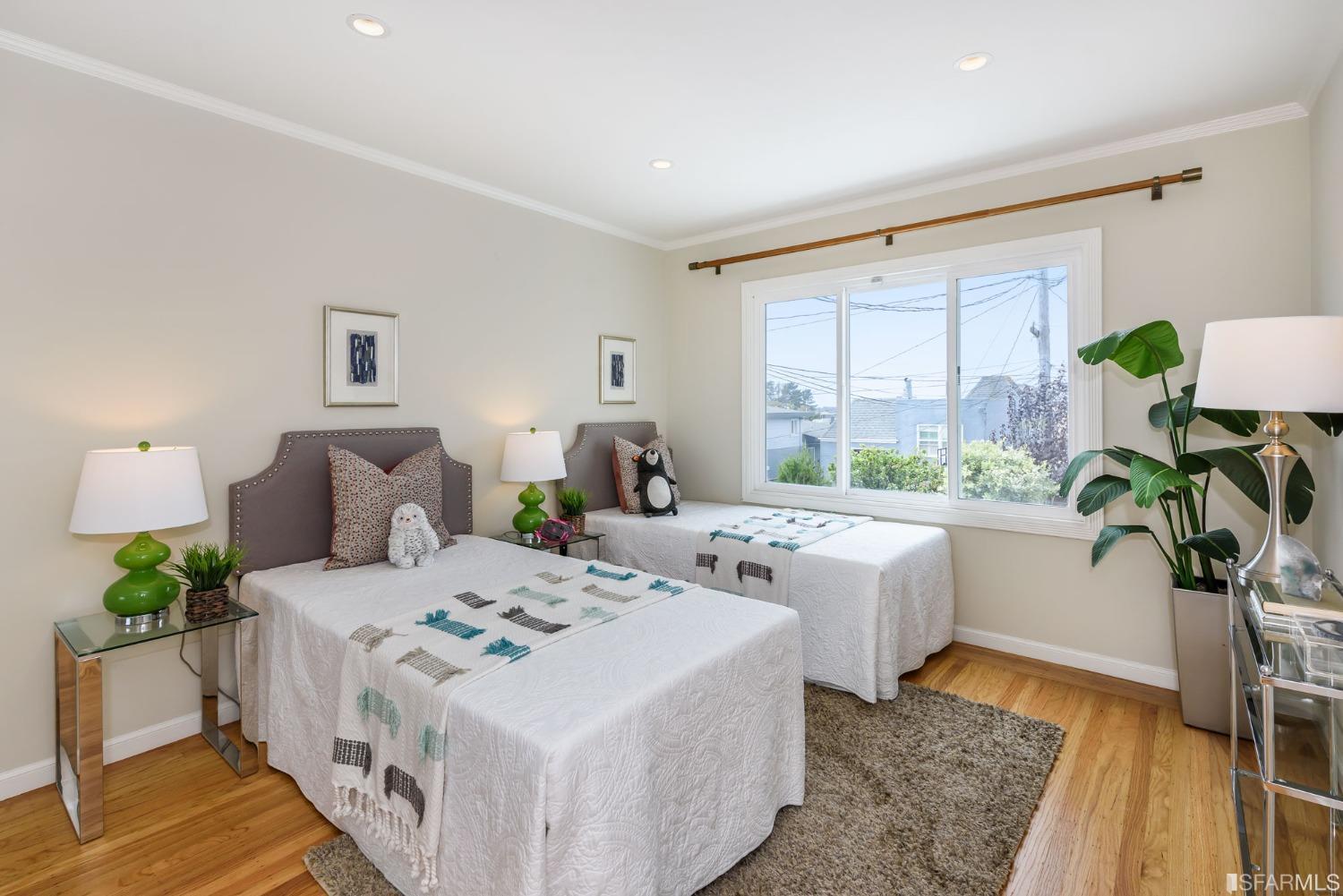 177 Meadowbrook Drive