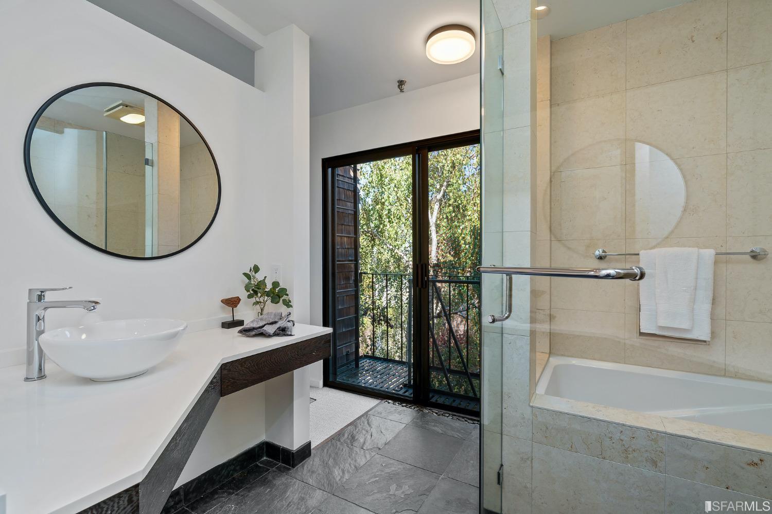 1902 Lyon Street Unit: A