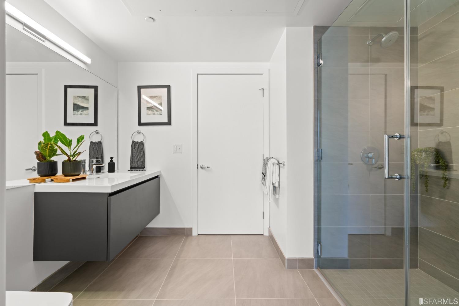 1545 Pine Street Unit: 611