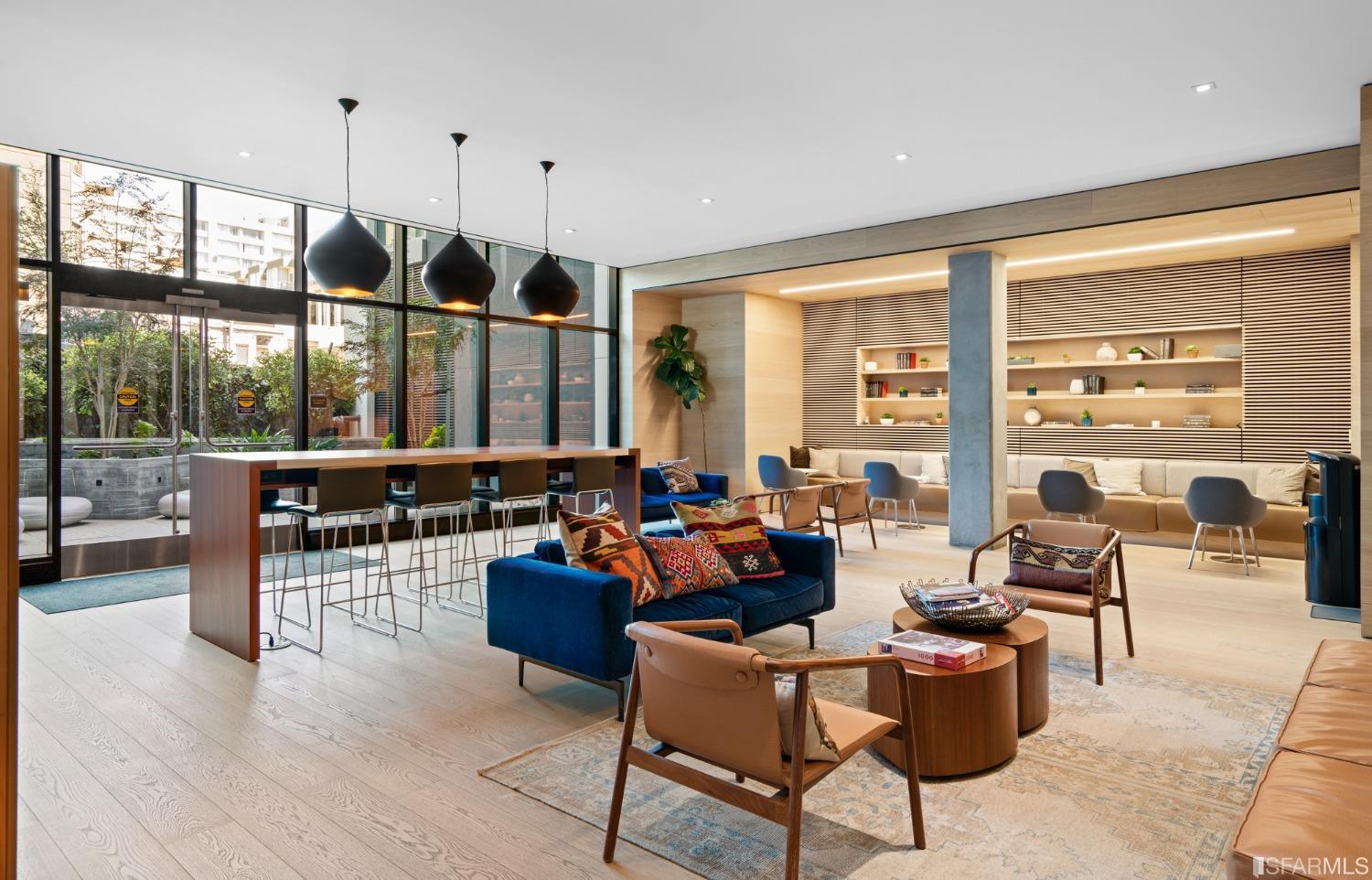 1545 Pine Street Unit: 611