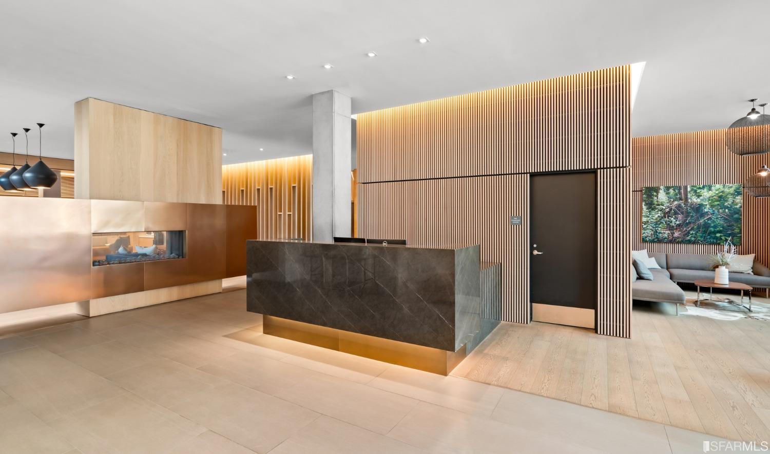 1545 Pine Street Unit: 611