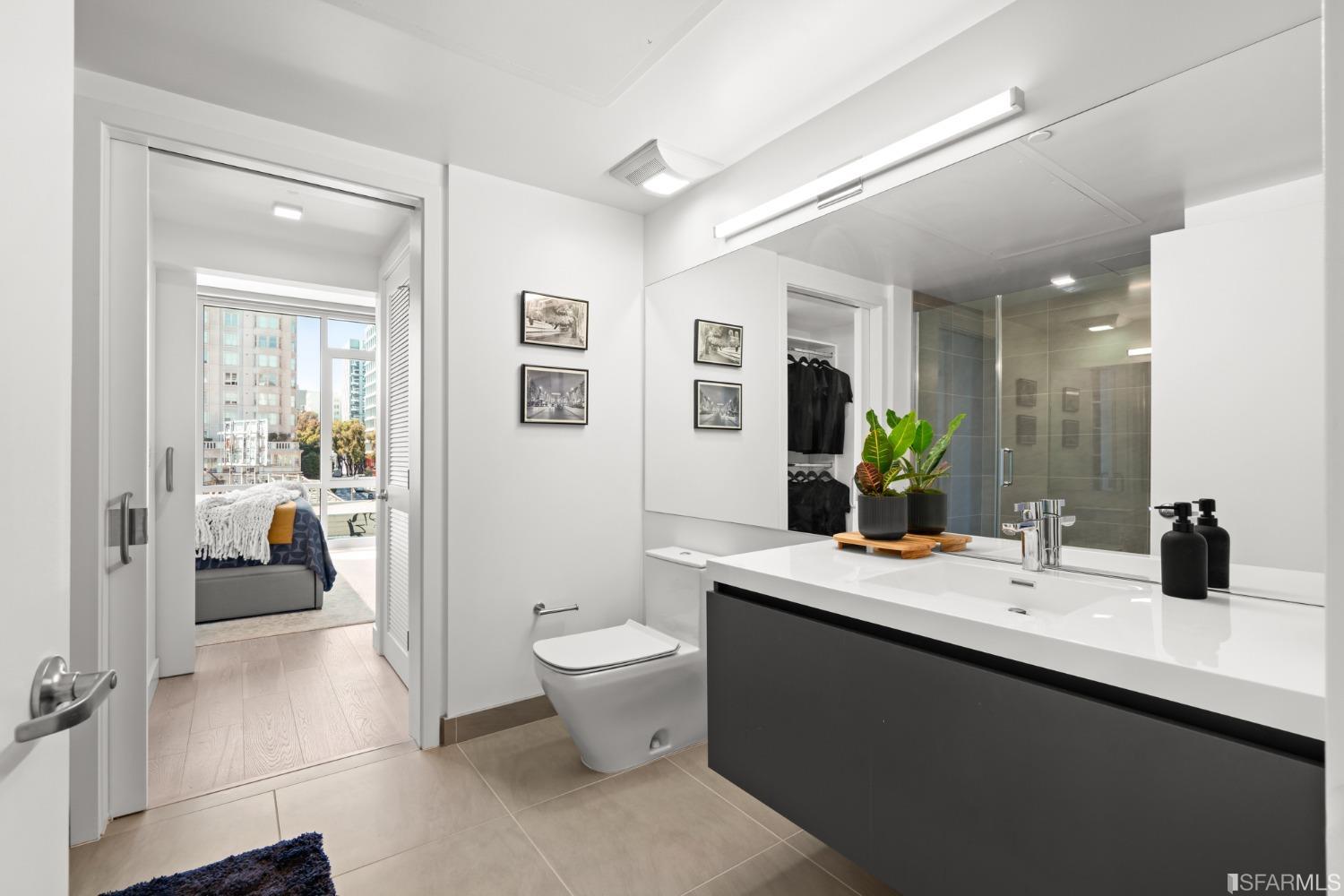 1545 Pine Street Unit: 611