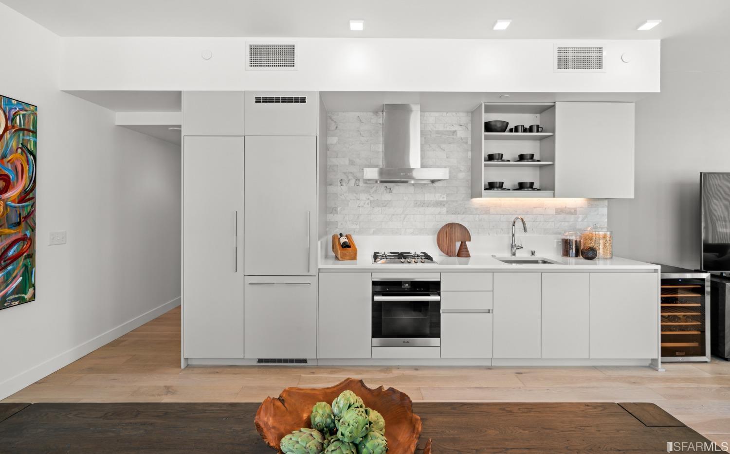 1545 Pine Street Unit: 611