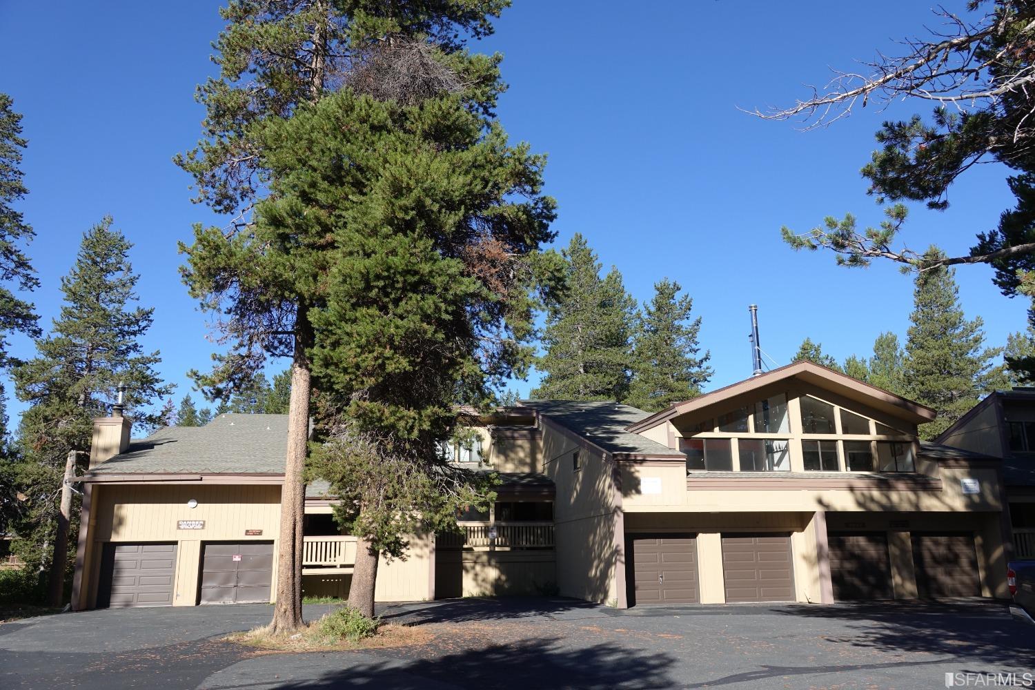 250 Creekside Drive Unit: 106