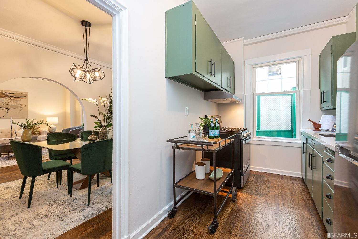 2701 Van Ness Avenue Unit: 210