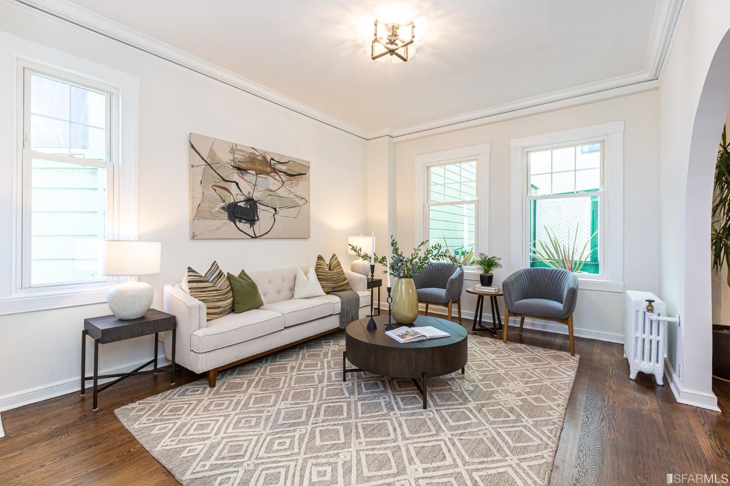 2701 Van Ness Avenue Unit: 210