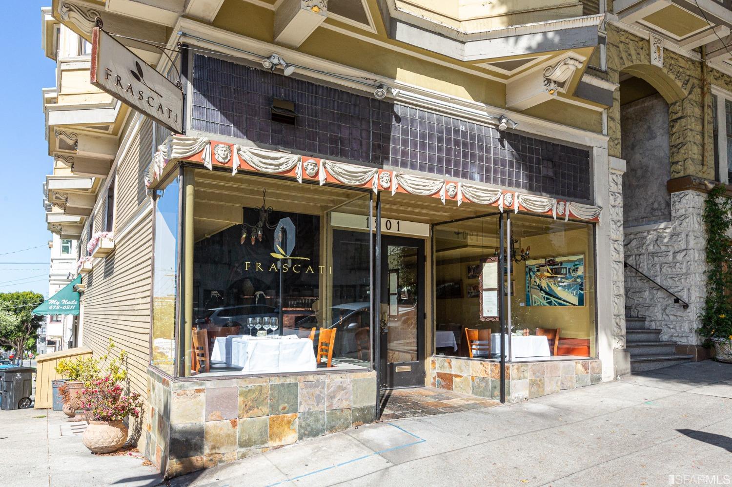 2701 Van Ness Avenue Unit: 210