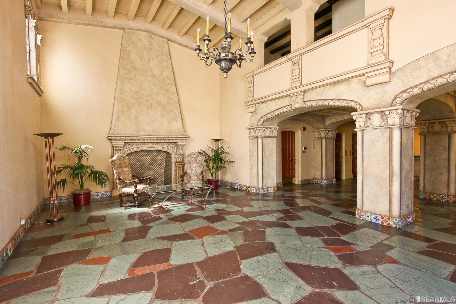 2701 Van Ness Avenue Unit: 210